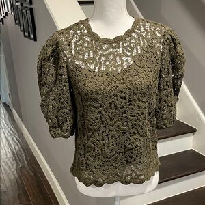 Sanctuary Olive Crochet Lace Blouse Beautifully Classic Top. Very stylist. NWT.